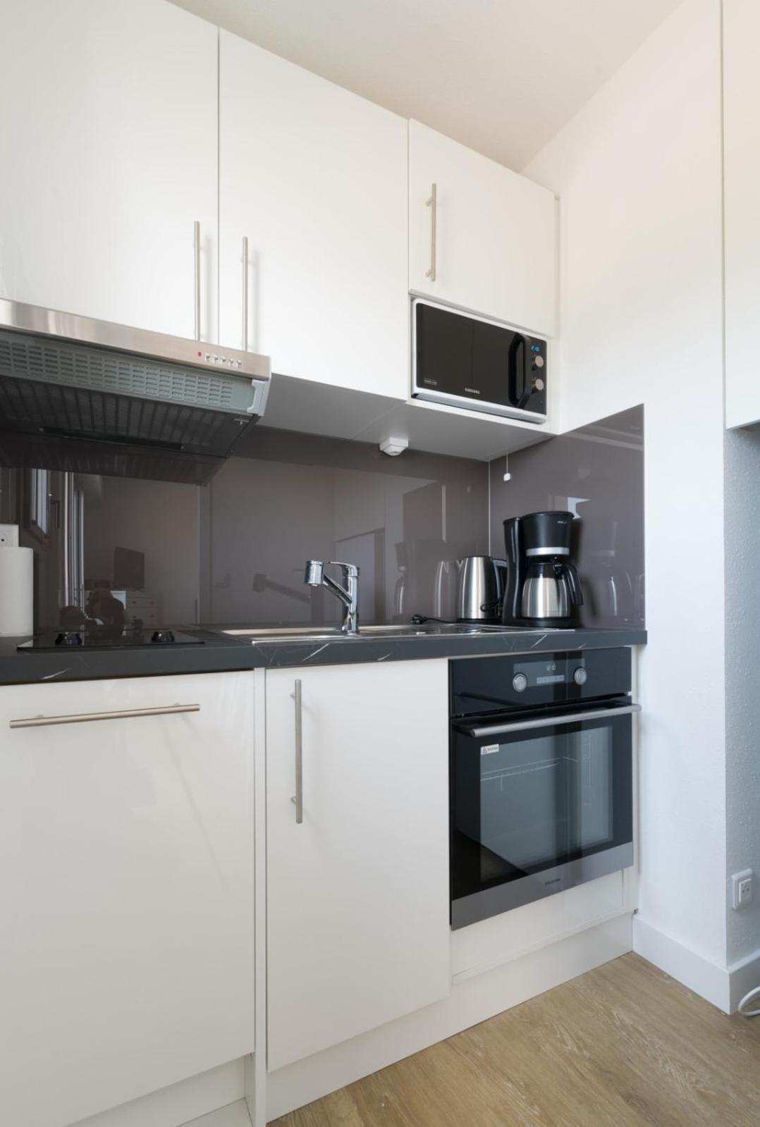 Studio Avec Vue Imprenable Sur La Mer Apartment Prefailles Luaran gambar