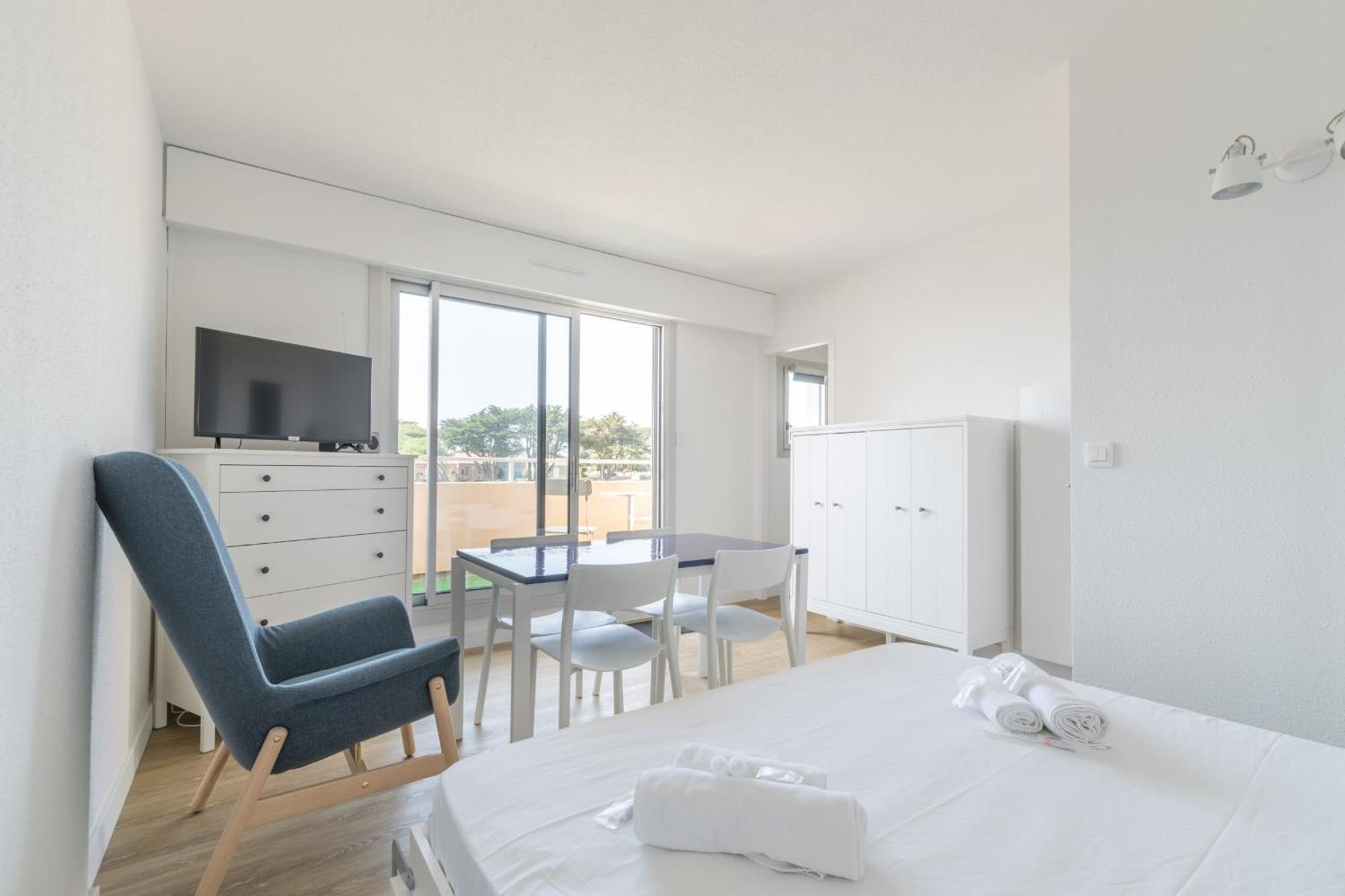 Studio Avec Vue Imprenable Sur La Mer Apartment Prefailles Luaran gambar